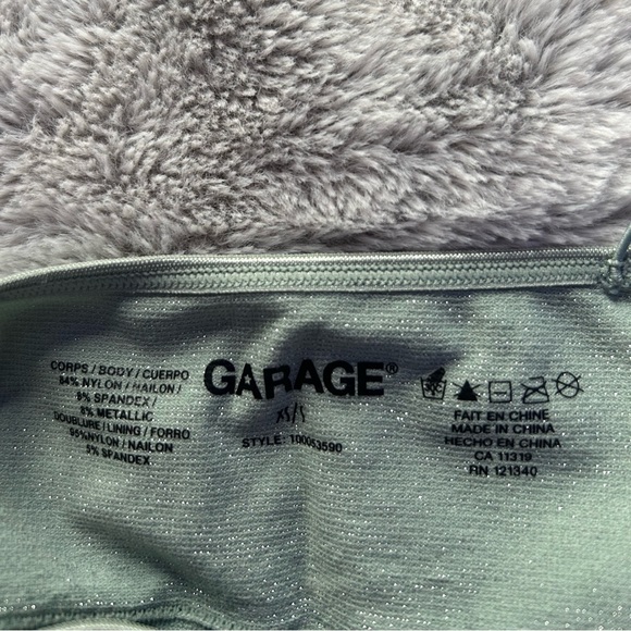 NEVER WORN! Super cute and sparkly going out top/bra! - Picture 4 of 4